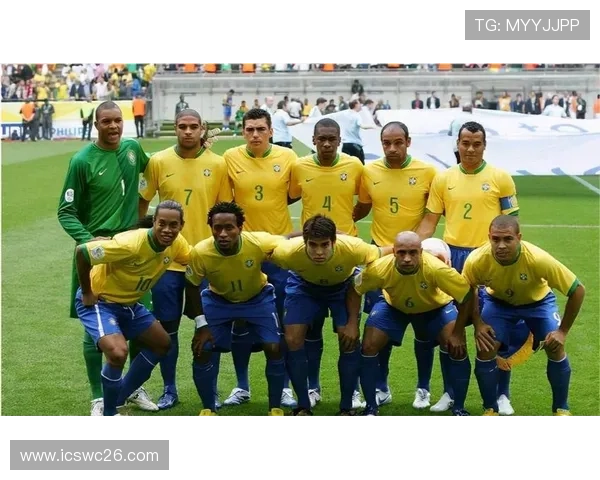 2018年世界杯金靴得主的获奖背后团队合作的重要性分析